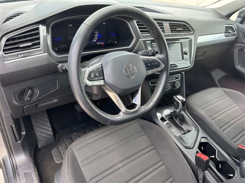 Used 2024 Volkswagen Tiguan S image 15