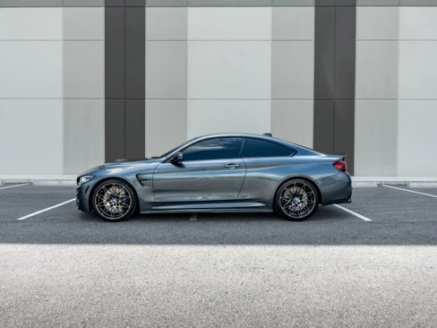 Used 2020 BMW M4 Coupe w/ Competition Package image 30