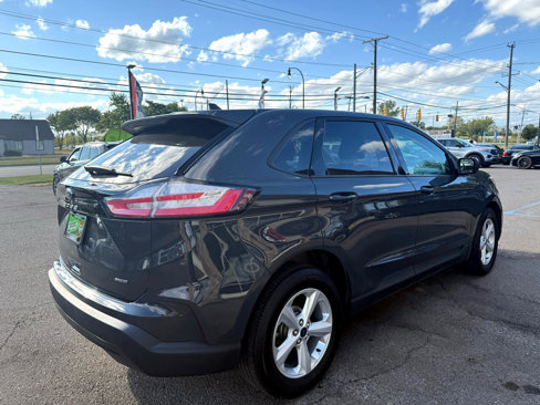Used 2021 Ford Edge SE w/ Cargo Accessory Package image 8