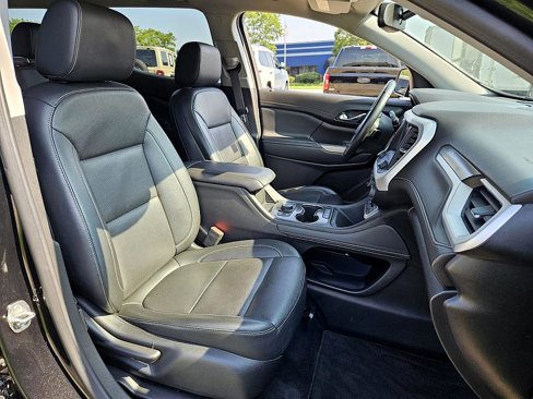 Used 2023 GMC Acadia SLT image 15