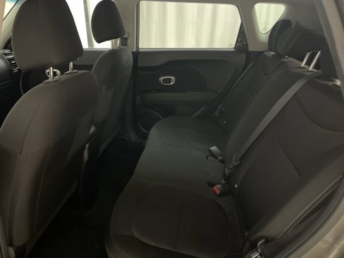Used 2018 Kia Soul image 28