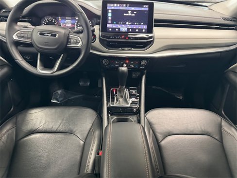 Used 2022 Jeep Compass Limited image 5