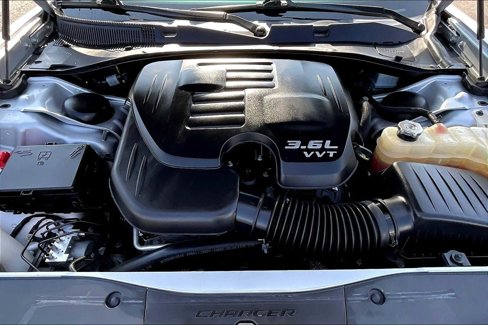 Used 2022 Dodge Charger SXT w/ Leather Interior Group image 30