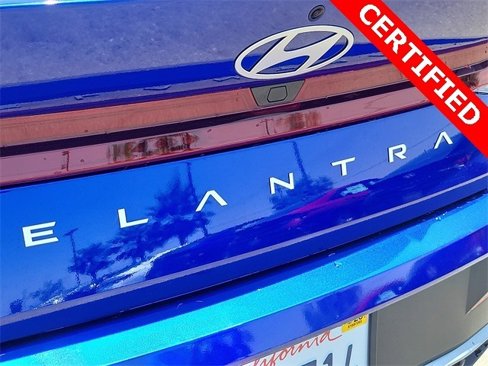 Certified 2024 Hyundai Elantra SEL image 18