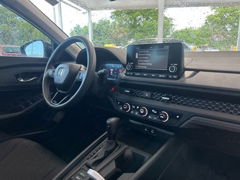Used 2024 Honda Accord EX image 22
