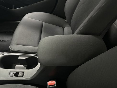 Used 2023 Toyota Corolla LE w/ LE Convenience Package image 18