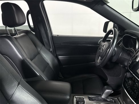 Used 2019 Jeep Grand Cherokee Limited image 11