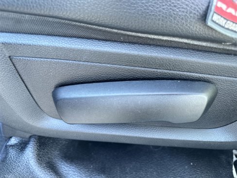 Used 2022 RAM 1500 Tradesman w/ Chrome Appearance Group image 18