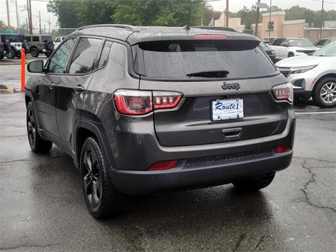 Used 2020 Jeep Compass Latitude image 7