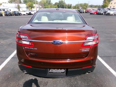 Used 2015 Ford Taurus Limited image 4