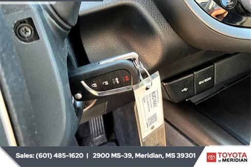 Used 2024 Toyota Camry LE image 9