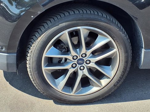 Used 2016 Ford Edge Titanium w/ Equipment Group 302A image 33