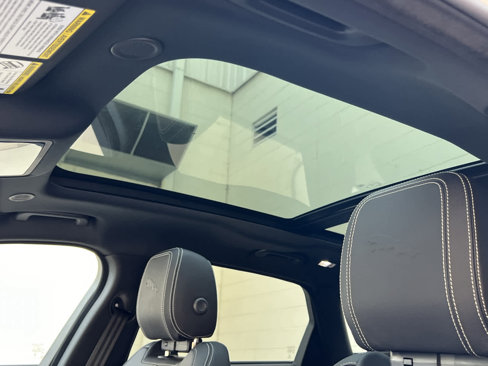 Certified 2024 Jaguar F-PACE R-Dynamic S image 14