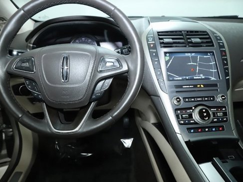 Used 2019 Lincoln MKZ Reserve image 27