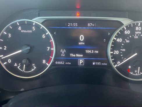 Used 2021 Nissan Sentra SV image 44