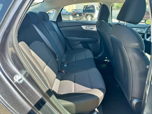 Used 2024 Kia Forte LXS image 11
