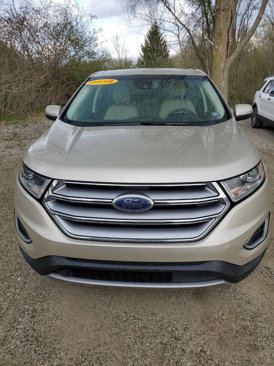 Used 2018 Ford Edge Titanium w/ Ford Safe & Smart Package image 3