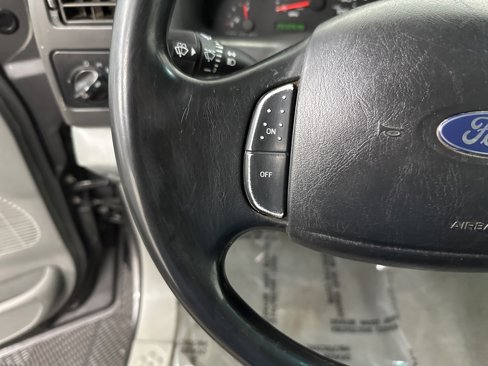 Used 2004 Ford F350 XLT image 17