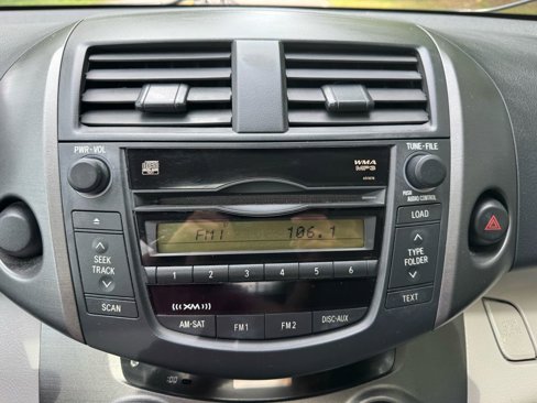 Used 2011 Toyota RAV4 2WD image 28