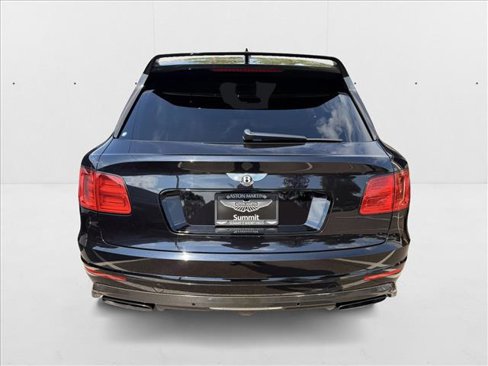 Used 2018 Bentley Bentayga image 5