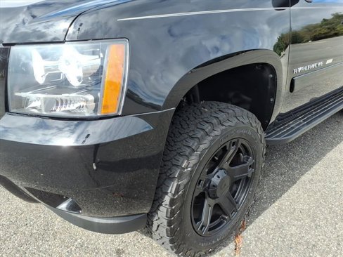 Used 2012 Chevrolet Avalanche LT image 9