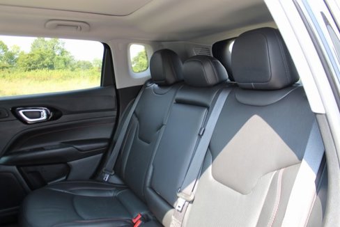 Used 2022 Jeep Compass Trailhawk w/ Trailhawk Elite Group image 32