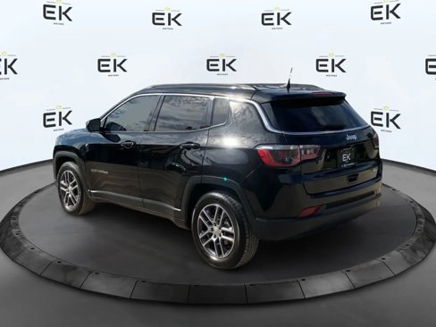 Used 2019 Jeep Compass Latitude image 5