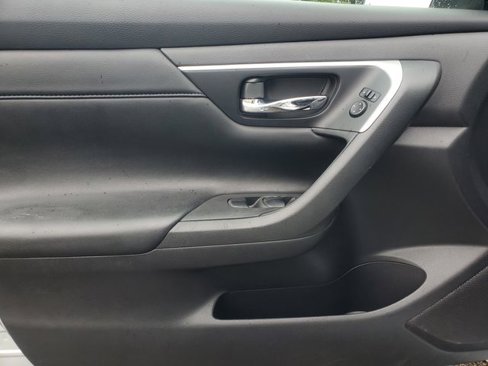 Used 2017 Nissan Altima 2.5 SR image 10