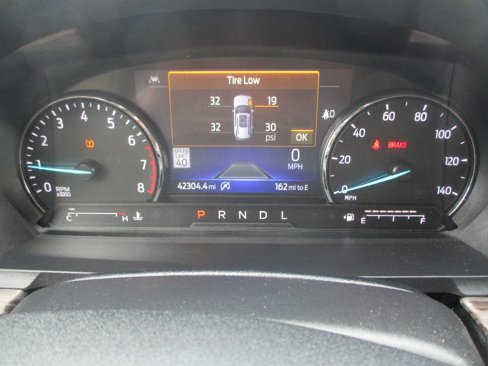 Used 2023 Ford Explorer Limited image 15