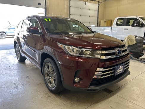 Used 2017 Toyota Highlander Limited Platinum image 3