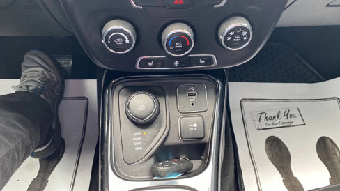 Used 2018 Jeep Compass Latitude image 20