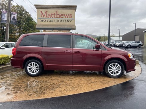 Used 2020 Dodge Grand Caravan SXT image 4