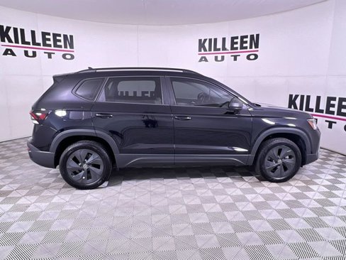 Used 2025 Volkswagen Taos S image 8