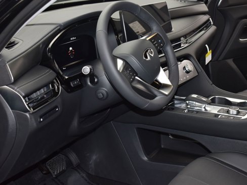 New 2026 INFINITI QX60 Luxe w/ Family Package image 7