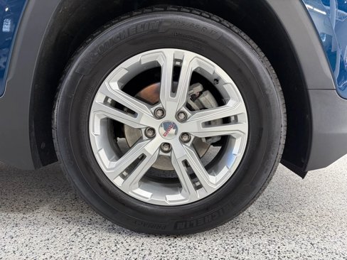 Used 2020 GMC Terrain SLE w/ LPO, Floor Liner Package image 15