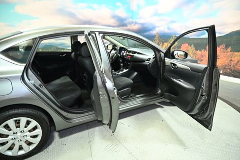 Used 2016 Nissan Sentra S image 42