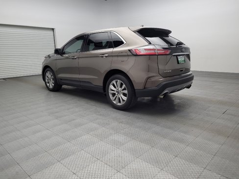 Used 2019 Ford Edge Titanium w/ Equipment Group 301A image 5