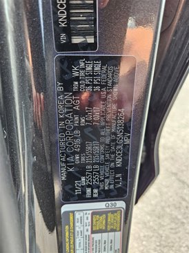 Used 2022 Kia Niro EX Premium w/ Cold Weather Package image 25
