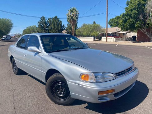 Used 1996 Toyota Camry DX image 7