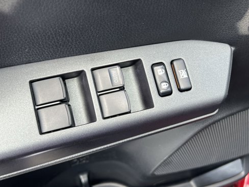 Used 2018 Toyota RAV4 XLE image 13