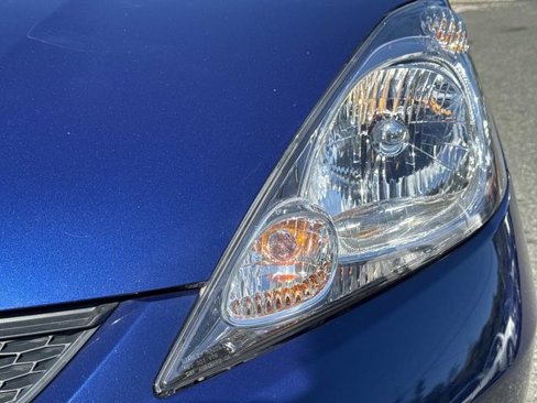 Used 2011 Honda Fit Sport image 10