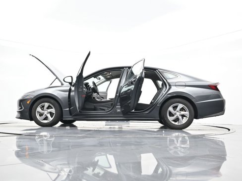 Used 2022 Hyundai Sonata SE w/ Cargo Package image 48