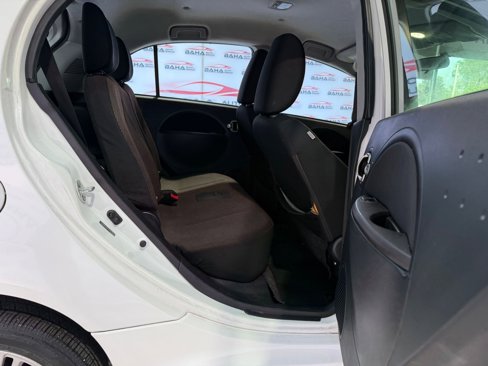 Used 2012 Mitsubishi i ES image 34