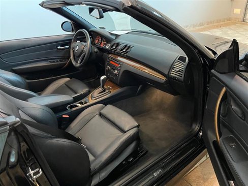 Used 2009 BMW 128i Convertible image 57