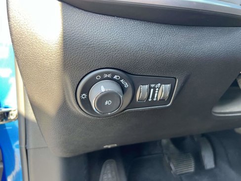 Used 2024 Jeep Compass Limited image 18
