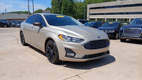 Used 2019 Ford Fusion SE w/ Equipment Group 151A image 3