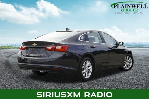 Used 2023 Chevrolet Malibu LT image 3