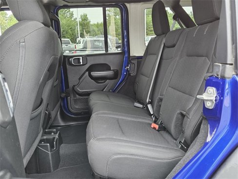 Used 2018 Jeep Wrangler Unlimited Sport S image 9