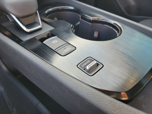 Certified 2022 Nissan Rogue SV image 35