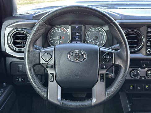 Used 2020 Toyota Tacoma TRD Off-Road image 37